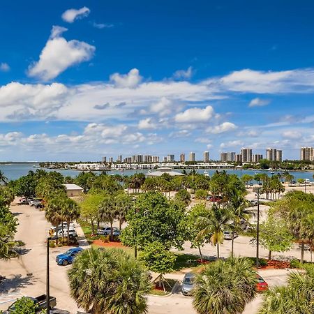 Singer Island Inn Studio/ Walk To The Beach Уэст-Палм-Бич Экстерьер фото